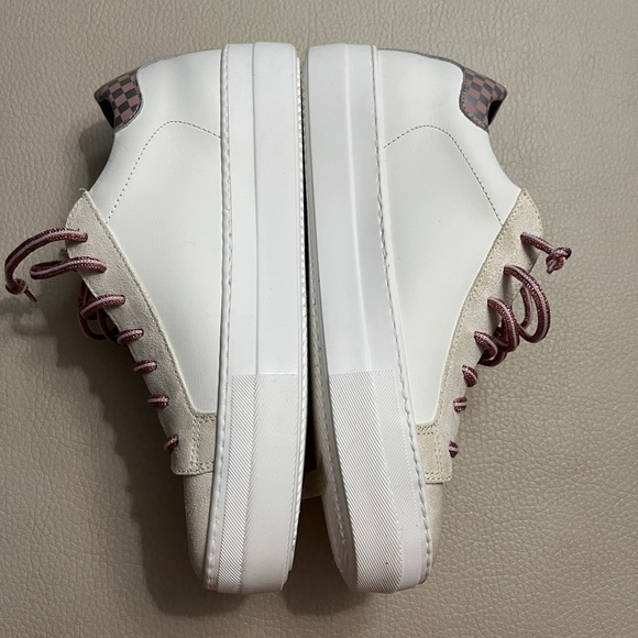 NWOB-P448 Italian Sneakers Thea Sneaker - Made in Italy - Size 10.5/41 - Picture 4 of 7